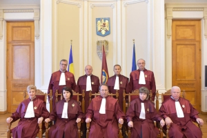 Analiza:  CCR s-a trasformat in cea de-a treia Camera a Parlamentului Romaniei!?