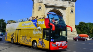 STB sisteaza linia cu autobuze etajate Bucharest City Tour, desi toamna frumoasa atrage inca turisti!