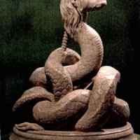 Enigma de la anticul Tomis: O divinitate reprezentata de sarpele incolacit, numit Glykon, cu cap de ovina, urechi si plete de om