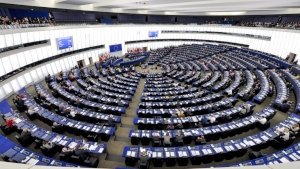 Demnitatea de europarlamentar - o implinire pentru cariere politice exemplare, in slujba cetatenilor si a natiunilor europene