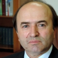Cel mai bun ministru al justitiei din ultimii 30 de ani: Tudorel Toder