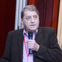 Un adevarat reper al dermatologiei romanesti: Prof. Dr. Calin Giurcaneanu