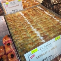 Dulciurile de la Delicii, la Targul de Craciun de la MTR