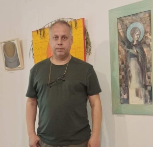 Florian Mihailescu: Am venit cu trei lucrari la Salonul de Arta Religioasa si Restaurare de la Muzeul Satului Dimitrie Gusti!