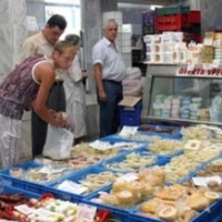 APRIL: Posibila contaminare cu dioxina a afectat intreaga industrie