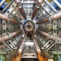 Reteaua acceleratorului de particule LHC, atacata de hackeri