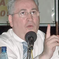 Puiu Hasotti l-a lasat pe Traian Basescu si se ia de Emil Boc