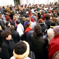 Spaniolii angajeaza capsunari romani