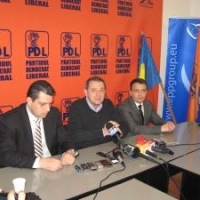 Stoica si Dinca -