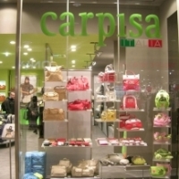 S-a deschis cel de-al 100-lea magazin Carpisa din afara Italiei