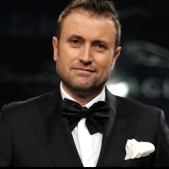 Catalin Botezatu, singur si nefericit