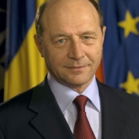 Traian Basescu, restantier !