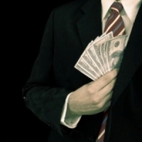 Basescu este generator si patron al coruptiei politice si economice