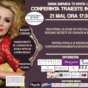Dana Savuica ii ofera un cadou mamei ei de Sf. Constantin si Elena prin Conferinta Traieste Inteligent