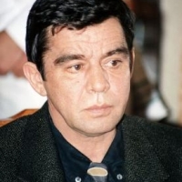 Poetul si jurnalistul Corneliu Ostahie a murit, dupa ce in urma cu trei saptamani si-a aniversat implinirea a 64 de ani