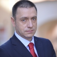 Liderul senatorilor PSD, Mihai Fifor, a pierdut la limita functia de vicepresedinte