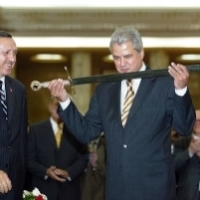 Adrian Nastase: Un deceniu de istorie a Turciei, cu Erdogan in prim plan