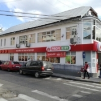 Nou record PROFI: opt inaugurari si o remodelare intr-o singura saptamana