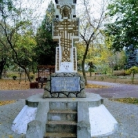Cel mai vechi monument din Calarasi: CRUCEA MARINARILOR