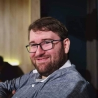 Confesiunile unui blogger: Emil Calinescu, asa cum se vede el insusi