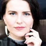 Un interviu fulminant cu Oana-Maria Bogdan - roata motrice din spatele PLUS