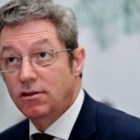 Prof. Streinu-Cercel: Ar trebui sa dam stop joc 6 - 10 saptamani!