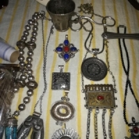 Zestrea - Arta Veche si Podoabe, la targul de Sanmedru din curtea MTR