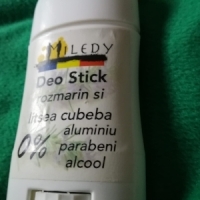 Adriana Tudor de la Miledy a venit cu produse cosmetice fara parabei
