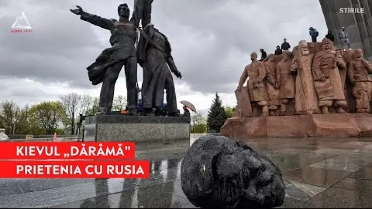 Autoritatile ucrainene au demontat Monumentul Prieteniei Poporului