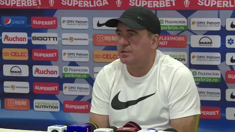Hagi e pe primul loc: "Nu suntem favoriti la primele 3. Ce ne propunem noi in vestiar nu e public"