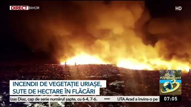 Incendii uriase in mai multe zone din tara. Sute de hectare de teren in flacari!