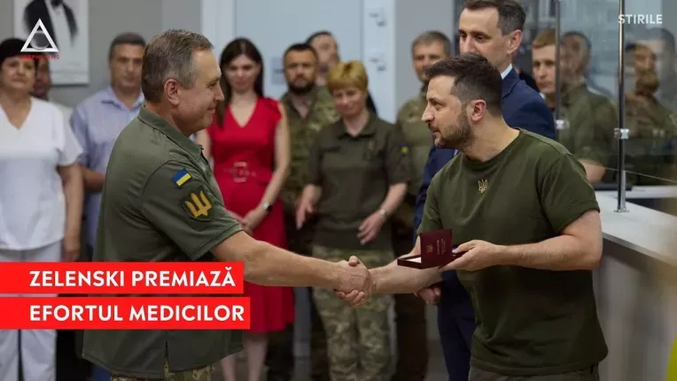 Zelenski premiaza medicii din Odesa